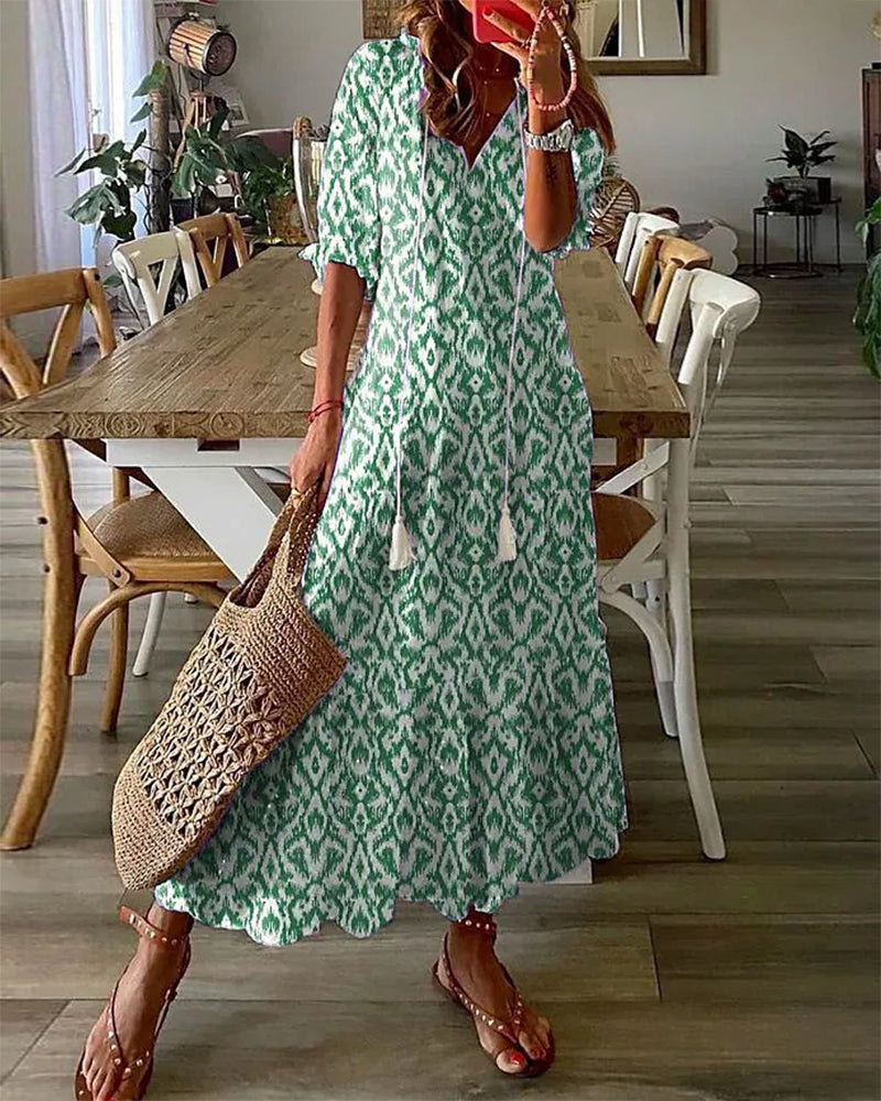 Willow – Vintage Boho V-Neck Dress