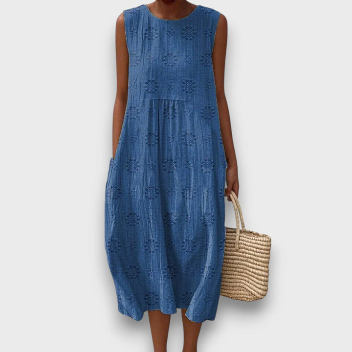 Serava – Embroidered Midi Dress with Side Pockets